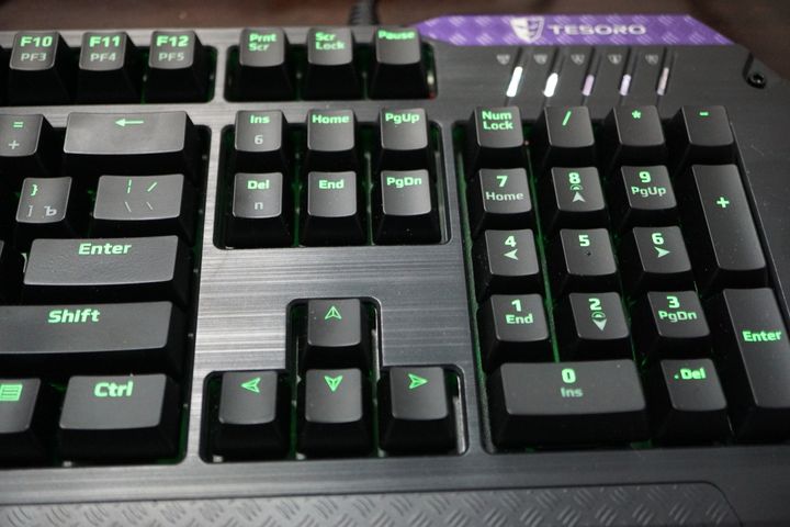 Review gaming keyboard Tesoro Lobera Supreme