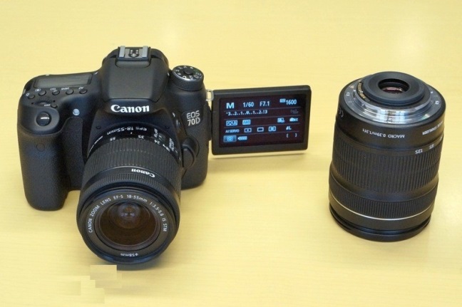 canon-eos-70d-slr-camera-shooting-video-raqwe.com-04