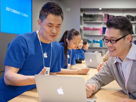 chinese-businessmen-trading-sessions-apple-tech-support-raqwe.com-01