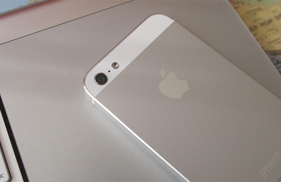 media-apple-remove-production-release-iphone-5-iphone-5s-raqwe.com-01