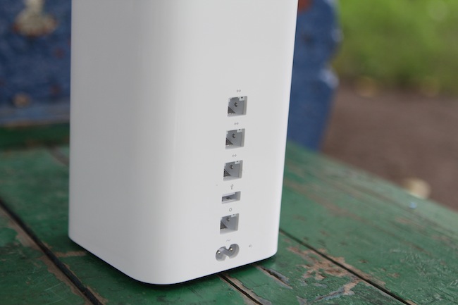 overview-airport-time-capsule-2013-raqwe.com-04
