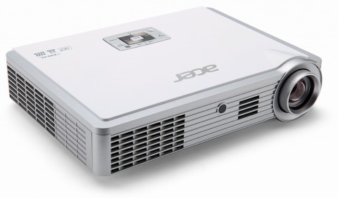 acer-presents-a-new-series-of-projectors-for-travel-raqwe.com-01