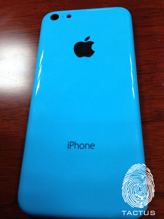 published-pictures-iphone-5c-blue-body-raqwe.com-01