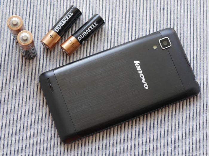 review-lenovo-p780-smartphone-huge-battery-raqwe.com-14