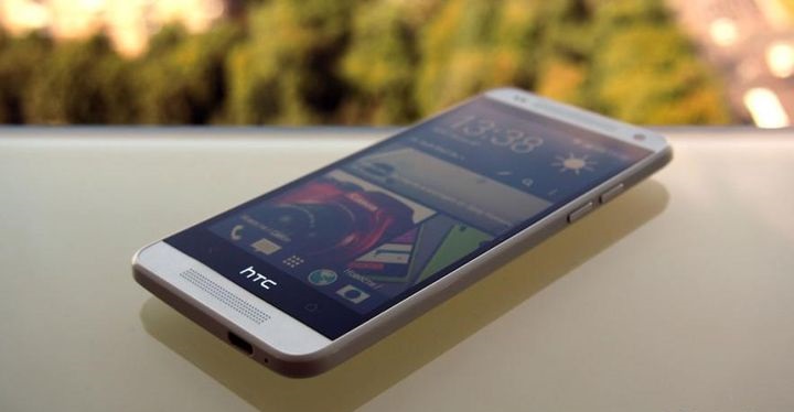 REVIEW OF THE SMARTPHONE HTC ONE MINI