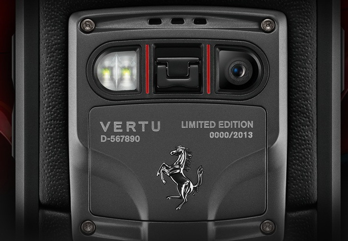 vertu-ti-ferrari-android-smartphone-16000-raqwe.com-02