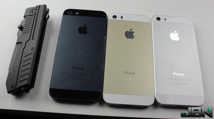 video-review-apple-iphone-5c-scratch-test-iphone-5s-raqwe.com-03