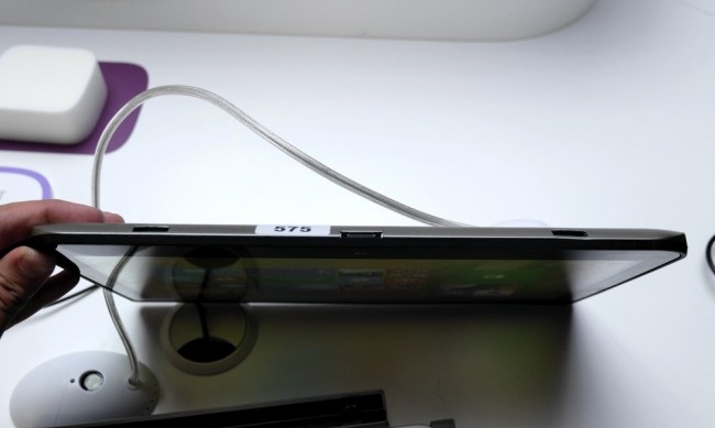 13-3-inch-hybrid-tablet-notebook-toshiba-satellite-w30t-w30dt-raqwe.com-07