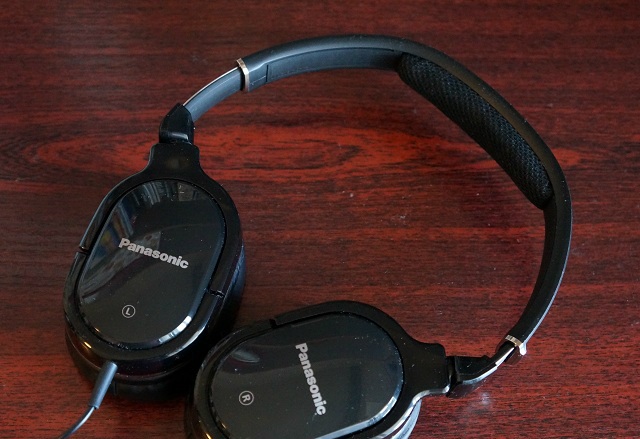 Review of monitor headphones Panasonic RP-HX650