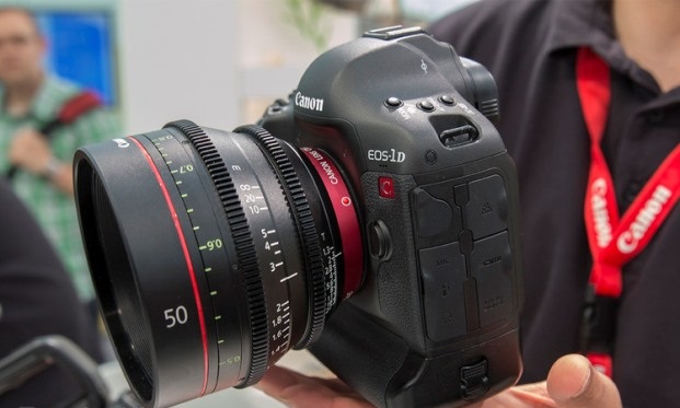 Canon EOS 1Dc: DSLR- camera that shoots 4K