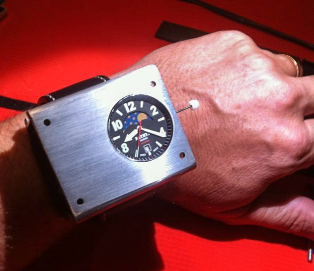 bathys-cesium-133-wrist-atomic-clocks-raqwe.com-01