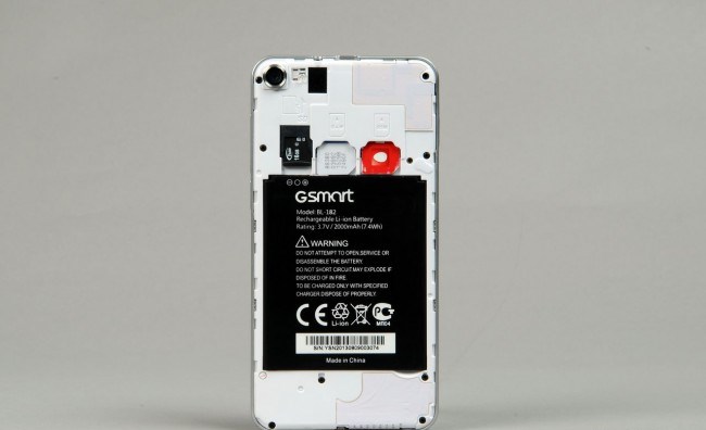review-smartphone-gigabyte-gsmart-sierra-s1-raqwe.com-16