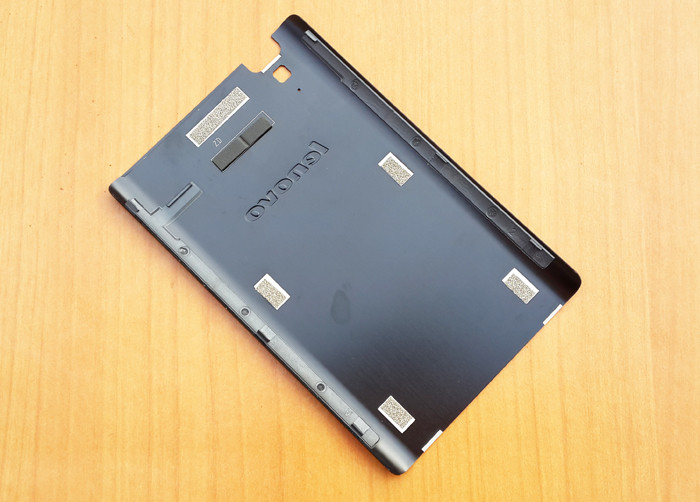 review-smartphone-lenovo-p780-metalhead-enduring-battery-raqwe.com-04