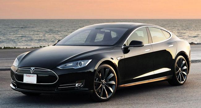 tesla-motors-electric-cars-change-world-raqwe.com-01