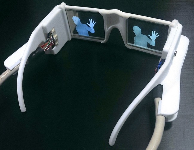 researchers-oxford-university-created-augmented-reality-glasses-blind-raqwe.com-01