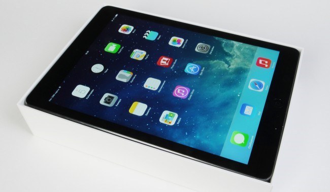review-tablet-apple-ipad-air-raqwe.com-05