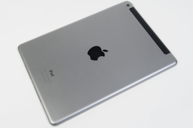 review-tablet-apple-ipad-air-raqwe.com-09