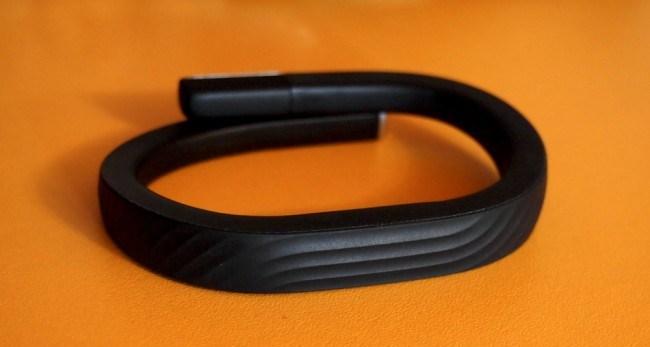 Review Jawbone UP24: just add Bluetooth