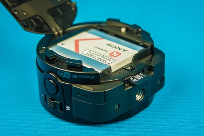 sony-dsc-qx10-zooms-smartphones-marketing-wasted-funds-spent-raqwe.com-04