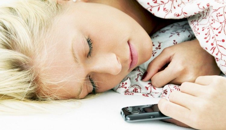 How gadgets affect your sleep?