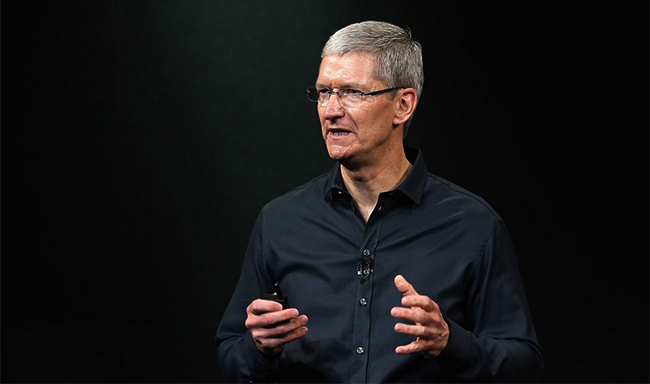 tim-cook-defended-environmental-initiatives-apple-raqwe.com-01