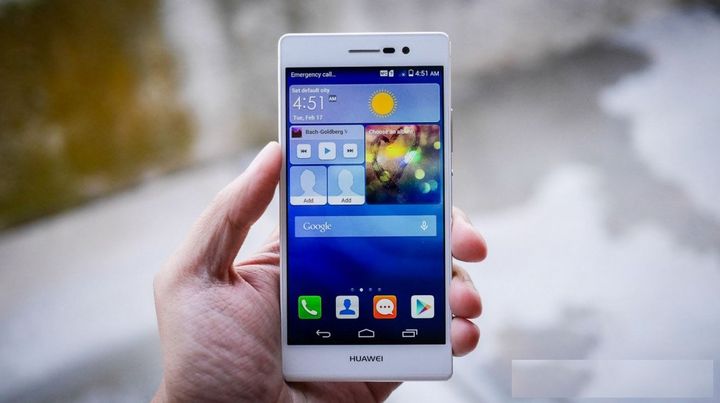 presented-huawei-ascend-p7-raqwe.com-01