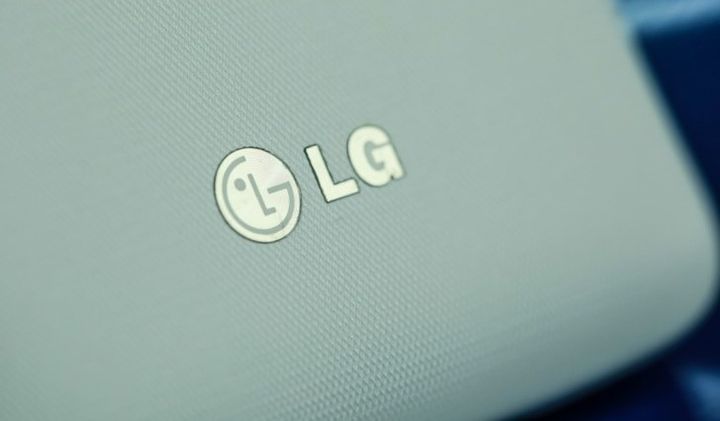 review-smartphone-lg-g2-mini-raqwe.com-10