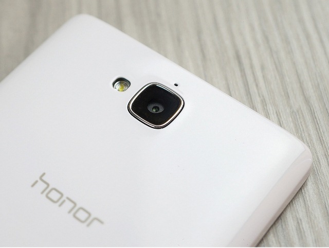 review-of-smartphone-huawei-honor-3c-h30-u10-budgetary-matter-raqwe.com-07