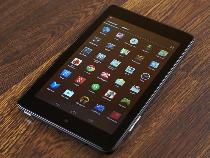 Review of tablet Dell Venue 7: quality, fast, cheap