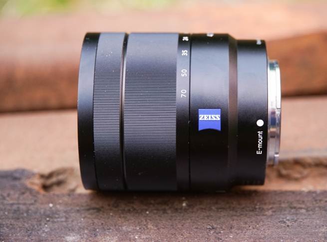 Carl Zeiss 16-70mm