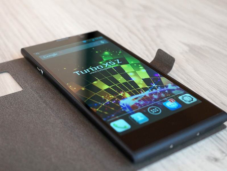 Review smartphone of the Turbo X5 Z
