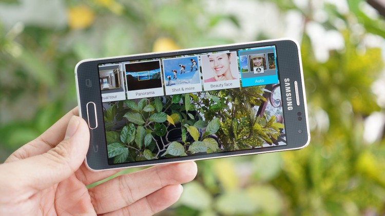 5 main features of Samsung Galaxy Alpha