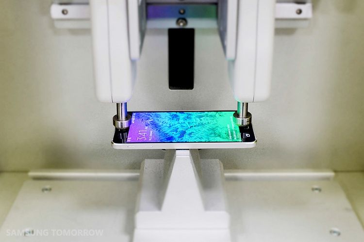 Samsung showed the process of making the body Galaxy Alpha