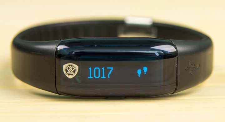 Review bracelet-pedometer Prestigio Smart Pedometer