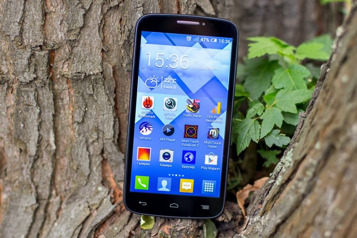 Review of the smartphone ALCATEL ONETOUCH POP C7