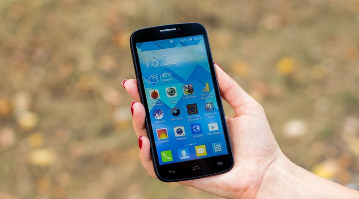 Review smartphone ALCATEL ONETOUCH POP C7