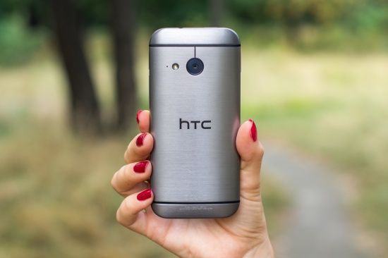 Review of the smartphone HTC One mini 2