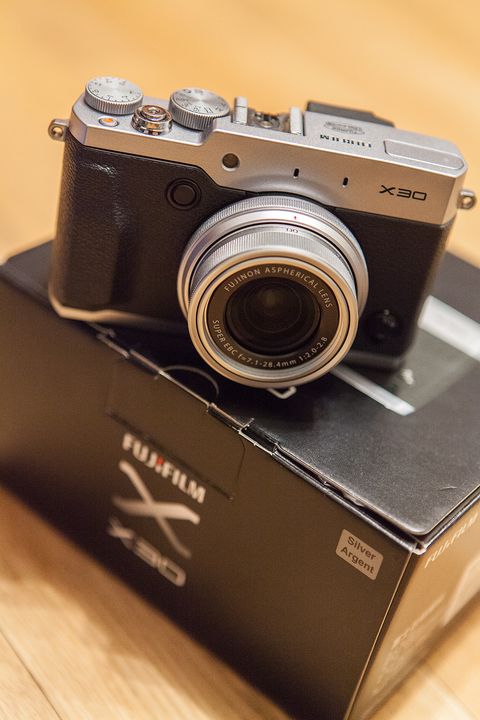 Camera new Fujifilm X30 review 