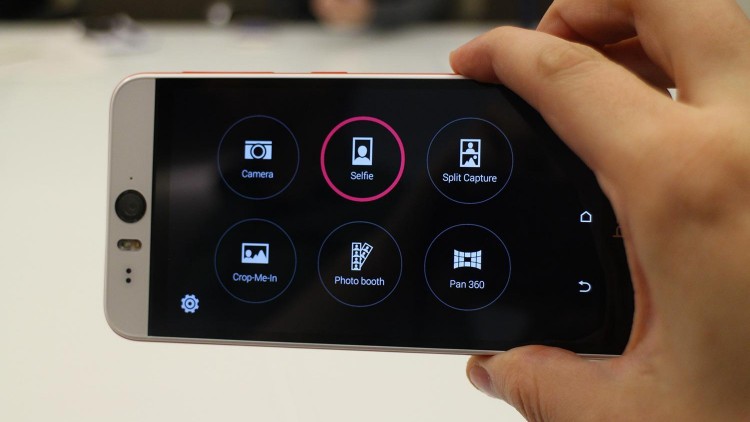 HTC told about the most impressive camera features in Desire Eye