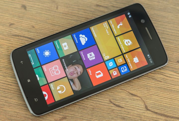 Review of the Prestigio MultiPhone 8500 DUO it’s new windows phone