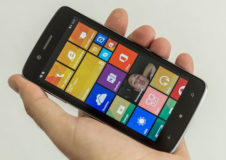 new windows phone Prestigio MultiPhone 8500 DUO 