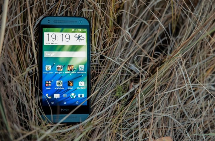 Review of the HTC One mini 2
