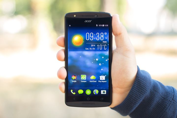 Review of the smartphone Acer Liquid E700