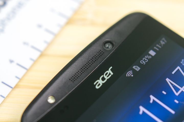 Review of the smartphone Acer Liquid E700