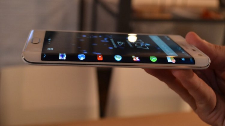 What does Galaxy Note Edge best of the best smartphones?