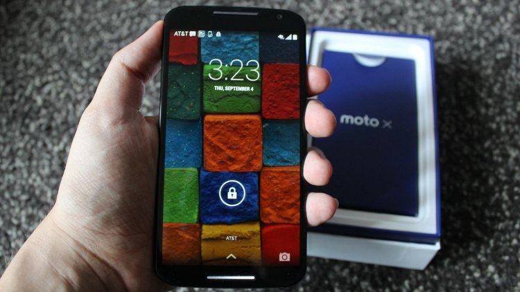 Note Edge vs Moto X 2014