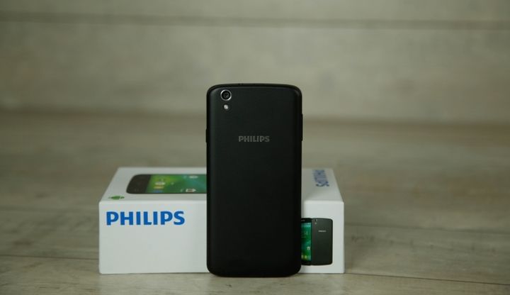 Smartphone Philips Xenium I908 review