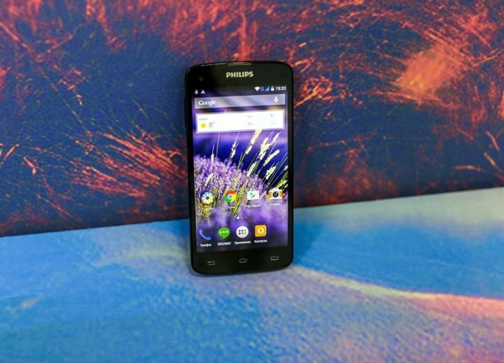 Smartphone Philips Xenium I908 review