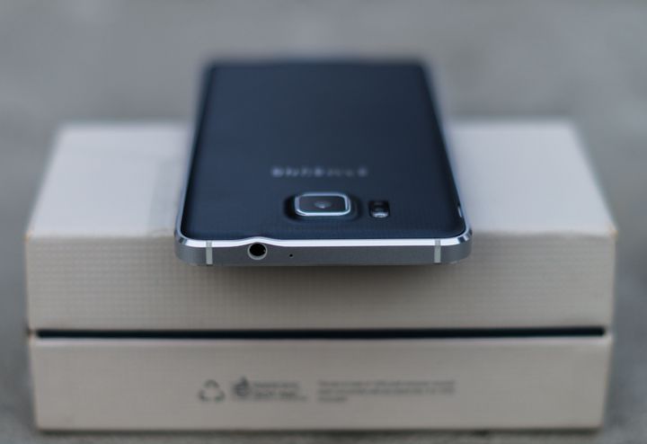 Samsung Galaxy Alpha review