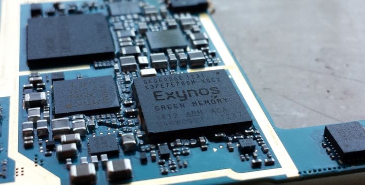 Snapdragon 805 vs Exynos 7 Octa